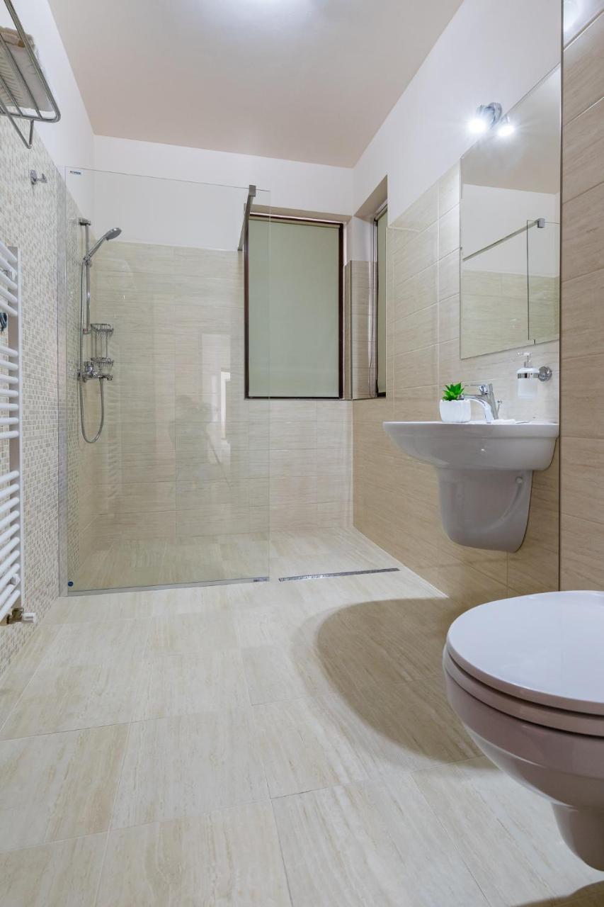 Pensiunea Select Central Тыргу-Муреш Экстерьер фото